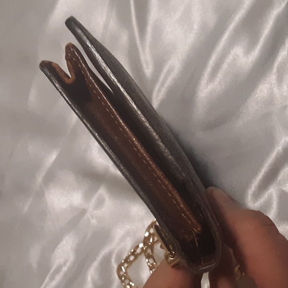 Authentic Louis Vuitton Vintage Monogram Leather Chain Wallet - Picture 6 of 7